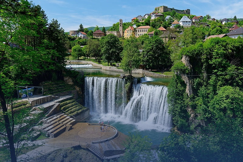 مناظر سياحية من البوسنة مع سكاي ويز